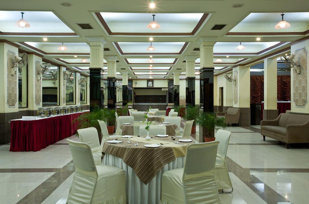 Surya Royal Hotel Kota  Dış mekan fotoğraf