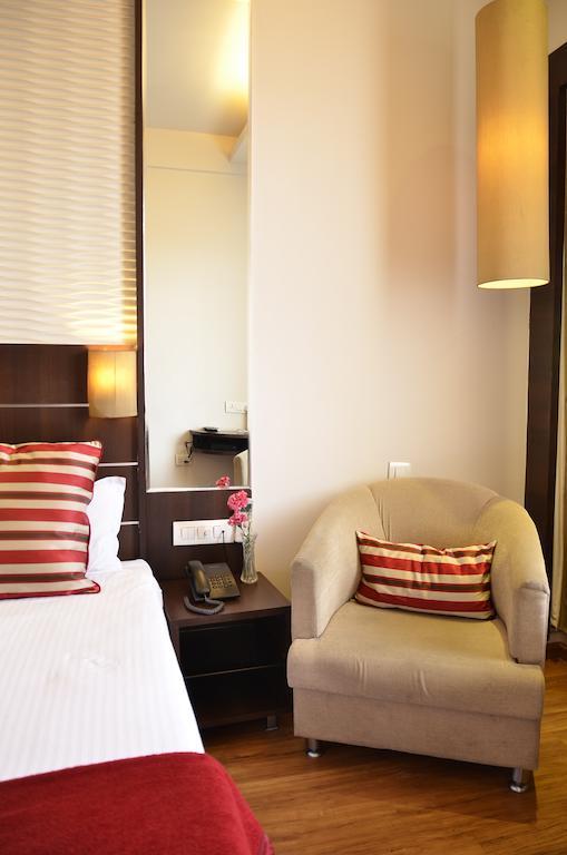 Surya Royal Hotel Kota  Dış mekan fotoğraf